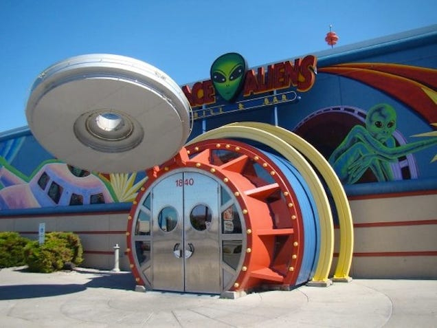 The Greatest Science Fiction Themed Bars And Restaurants On Earth